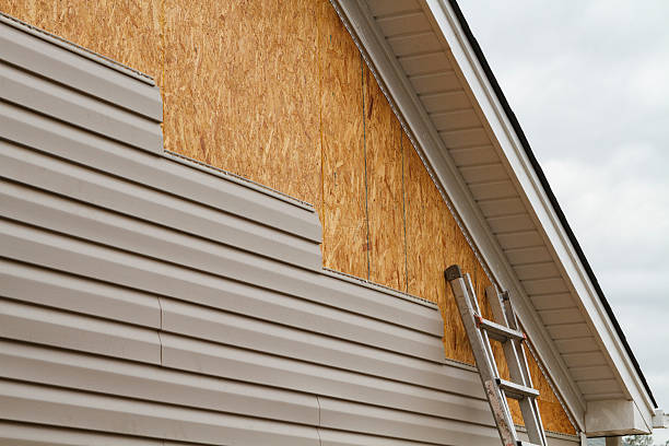 24/7 Emergency Vinyl Siding experts in Hutto, TX